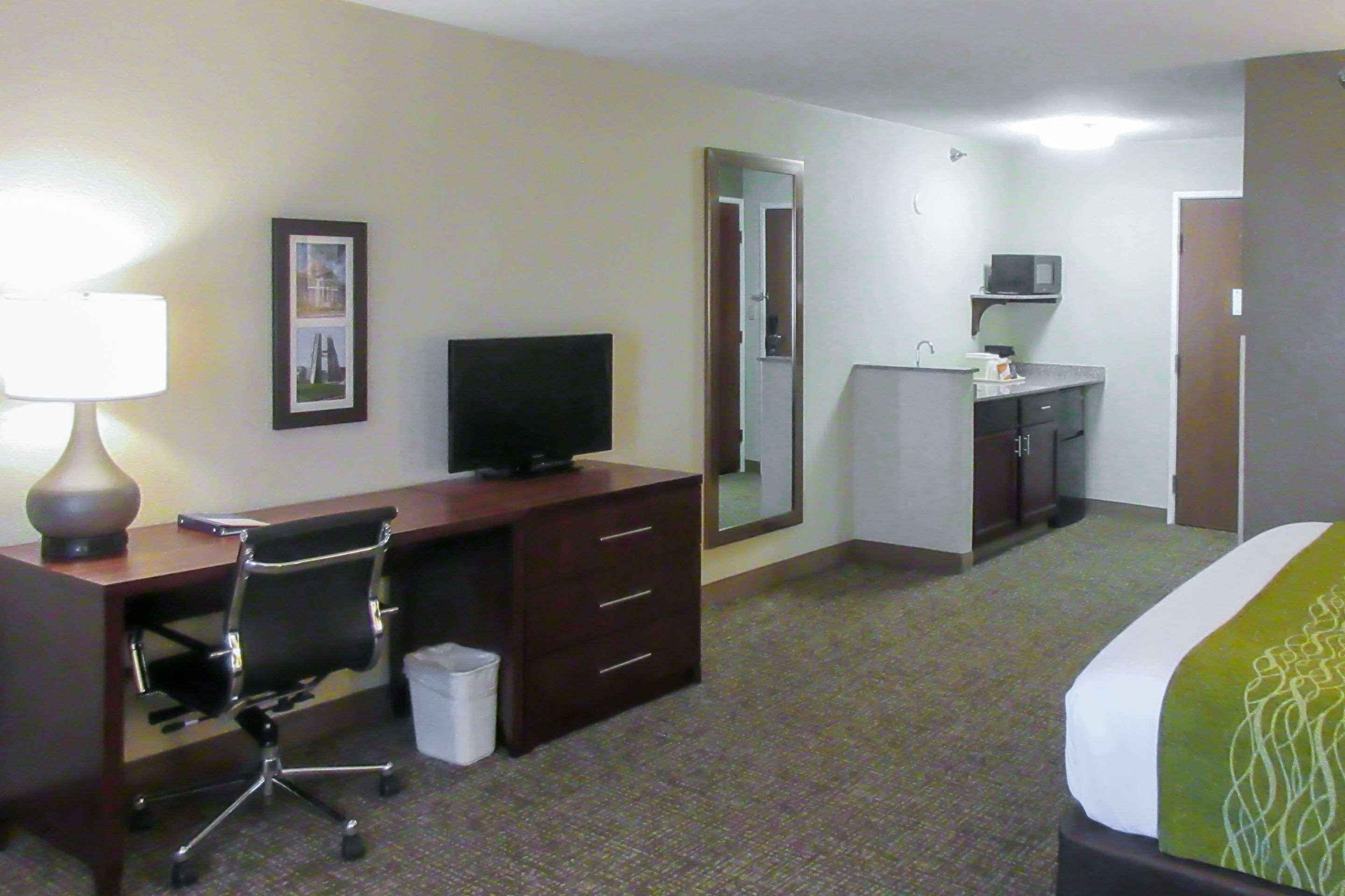 Comfort Inn & Suites Pueblo Kültér fotó