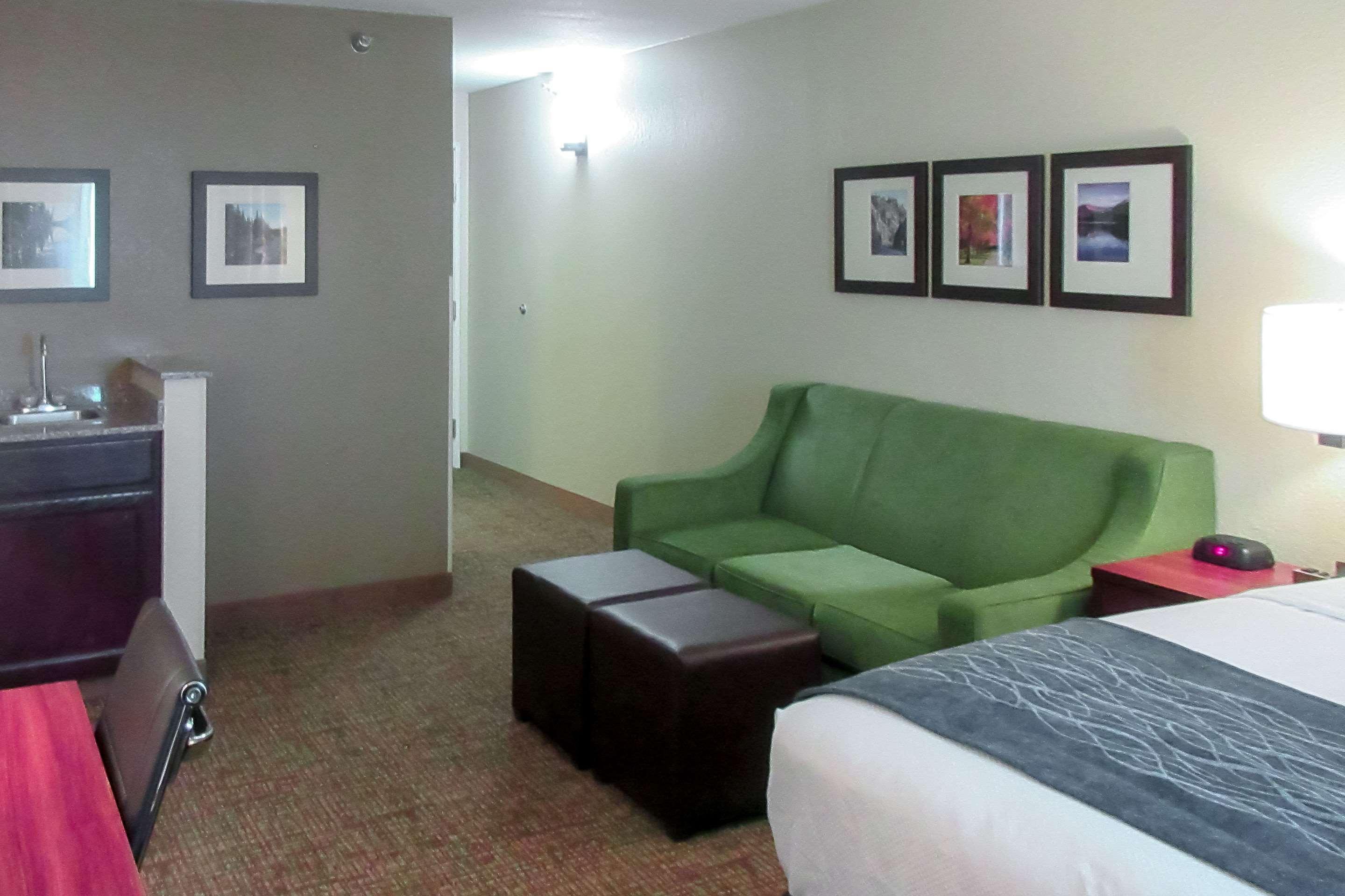 Comfort Inn & Suites Pueblo Kültér fotó