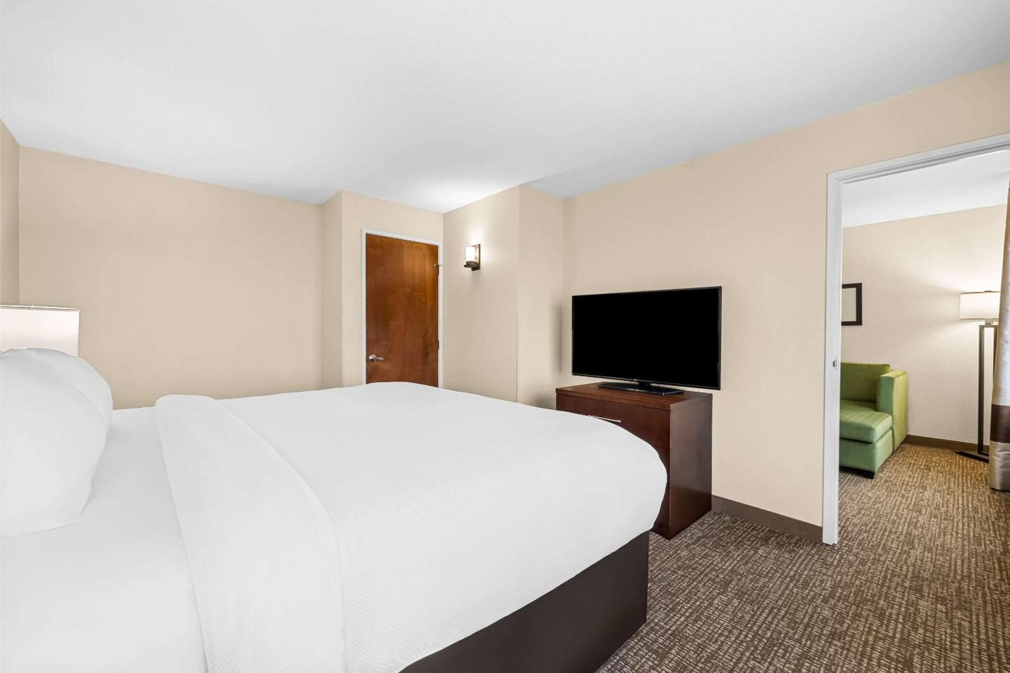Comfort Inn & Suites Pueblo Kültér fotó