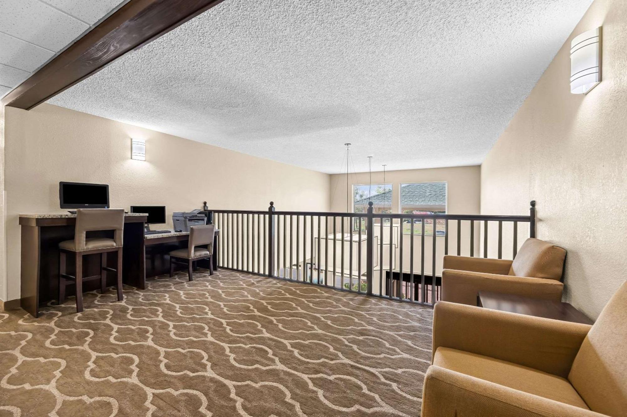 Comfort Inn & Suites Pueblo Kültér fotó