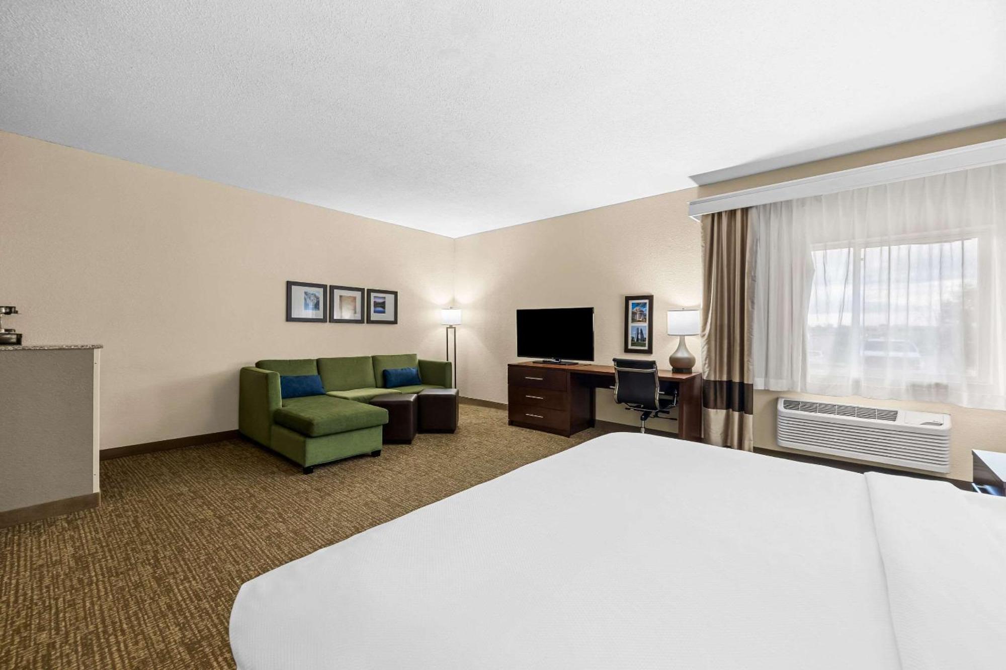 Comfort Inn & Suites Pueblo Kültér fotó